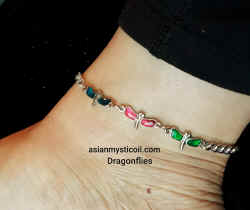 13Dragonflies.jpg (305733 bytes)