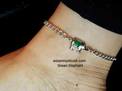 16Green Elephant.jpg (227587 bytes)